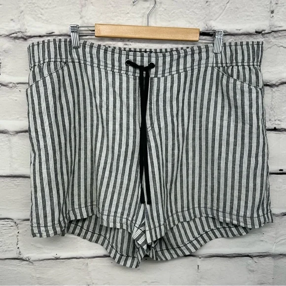 LANE BRYANT Shorts Plus 20 Stripes Linen Blend Stretch Waist Drawstring - Picture 4 of 8